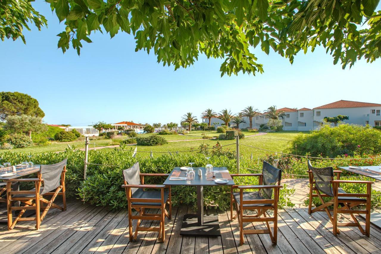 Aeolian Village Beach Resort Skala Eresou Ngoại thất bức ảnh